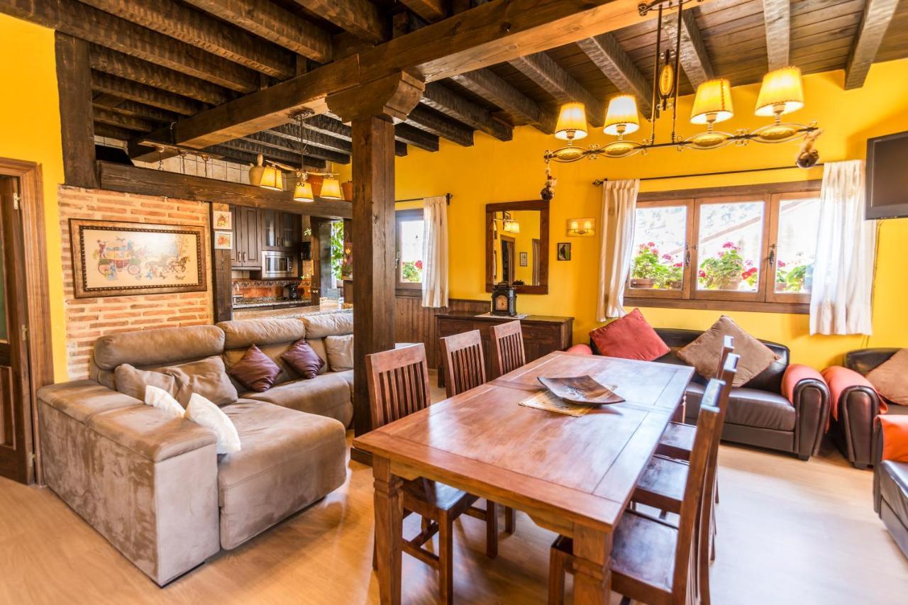 El Nido Del Mirlo Villa Casarejos Екстериор снимка
